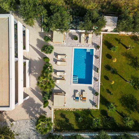 Deluxe Double Room With Sauna And Pool Kastela Exterior photo