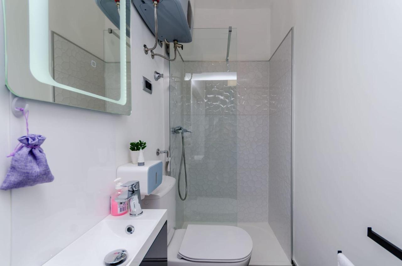 Deluxe Double Room With Sauna And Pool Kastela Exterior photo