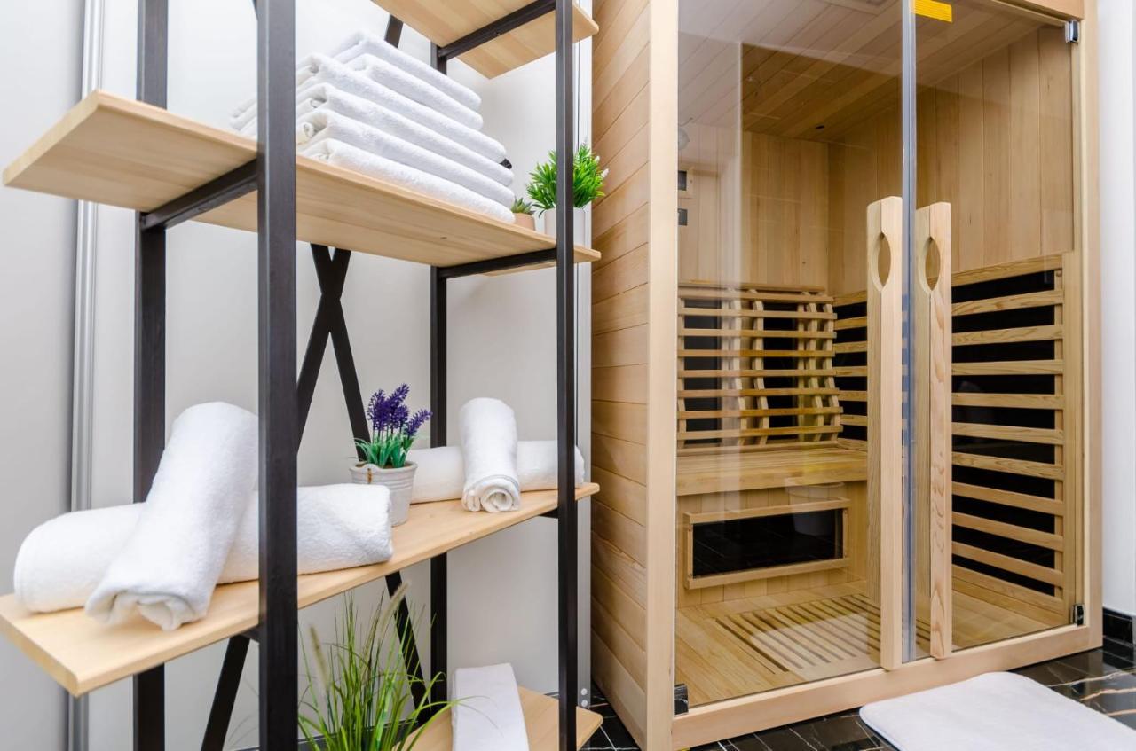 Deluxe Double Room With Sauna And Pool Kastela Exterior photo