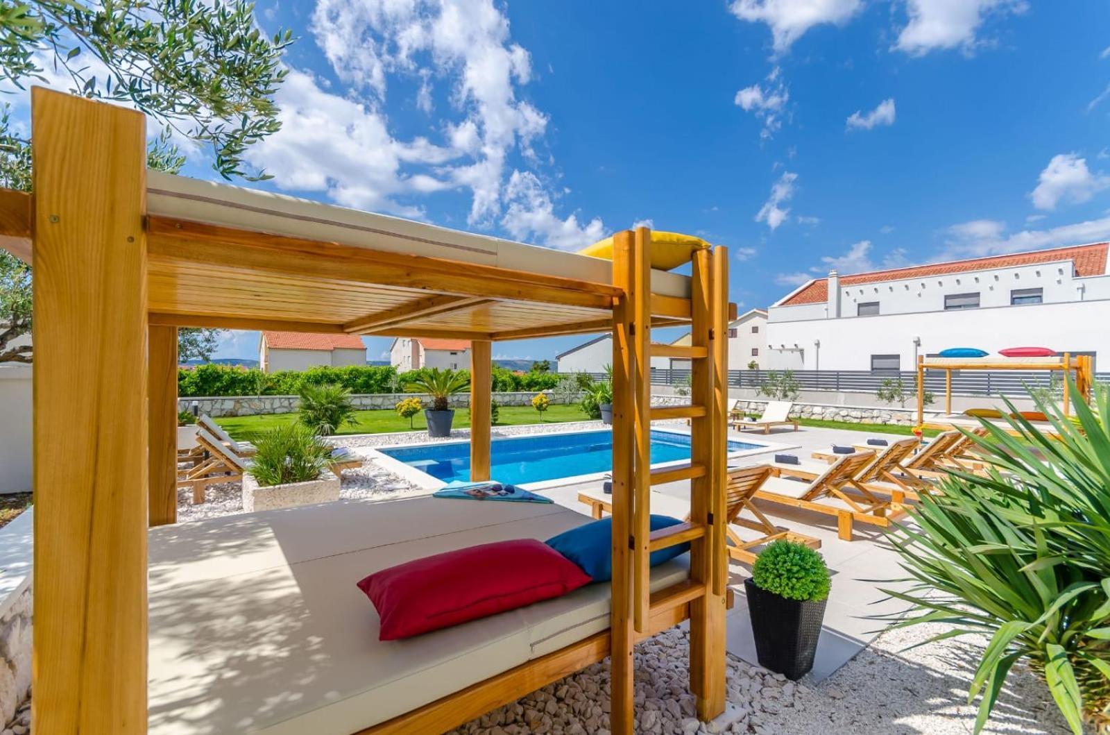 Deluxe Double Room With Sauna And Pool Kastela Exterior photo