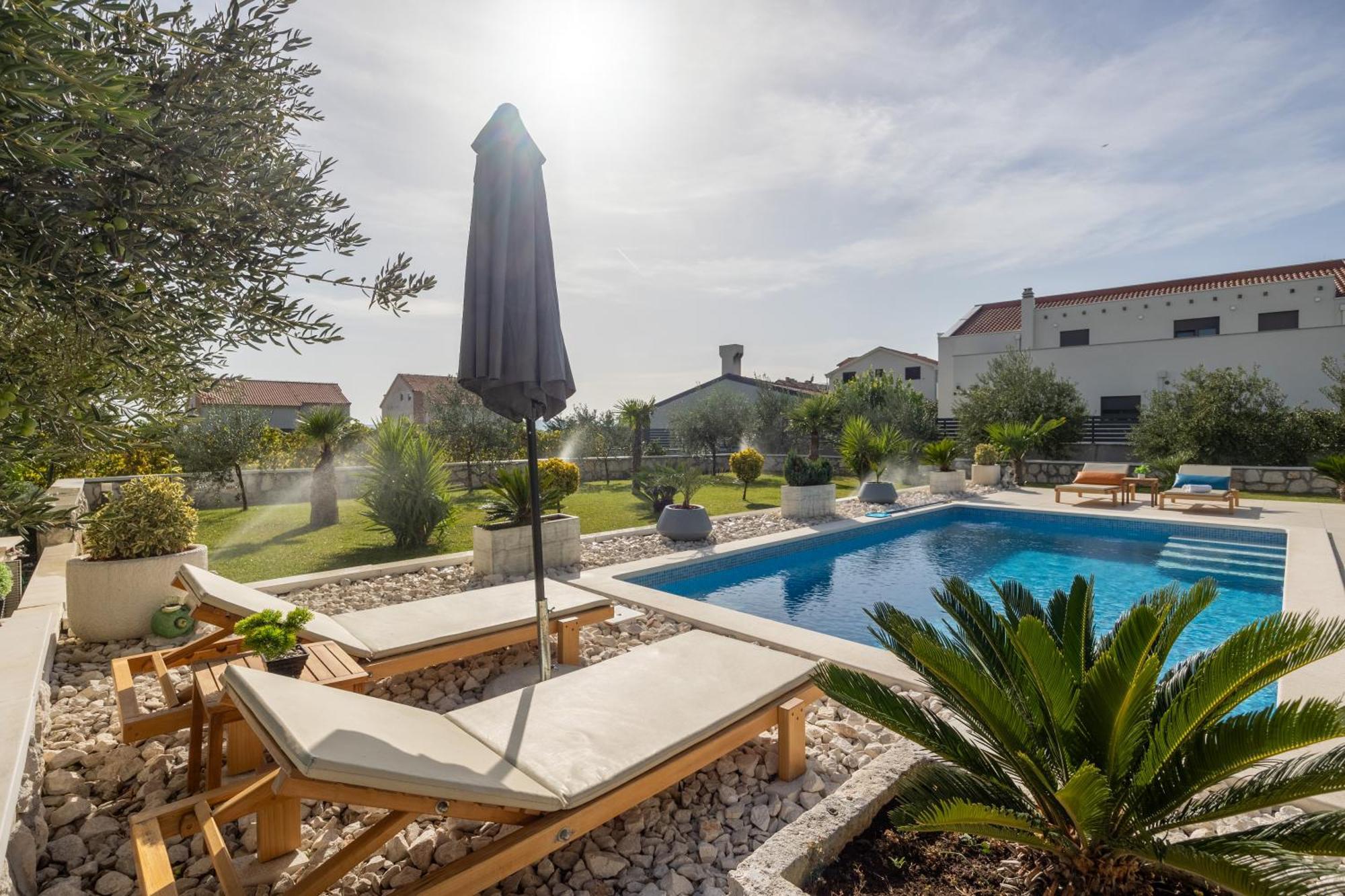 Deluxe Double Room With Sauna And Pool Kastela Exterior photo
