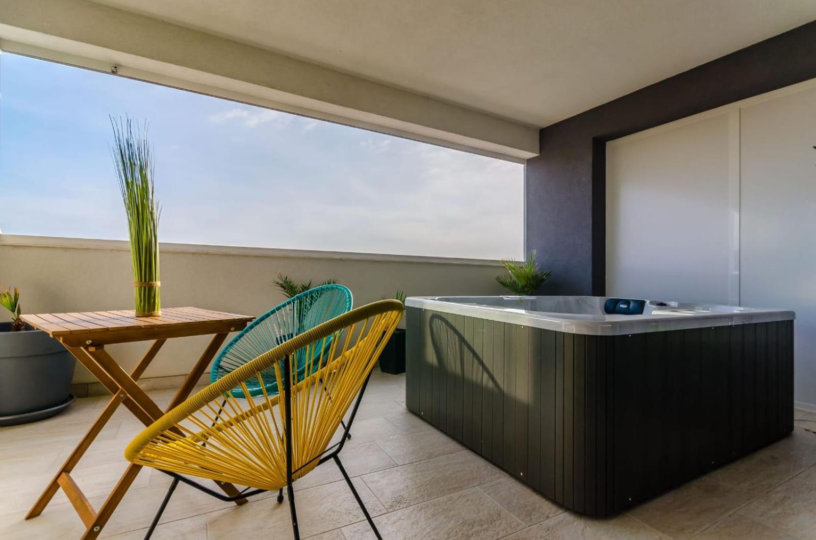 Deluxe Double Room With Sauna And Pool Kastela Exterior photo